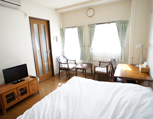 ダブルベッドルーム